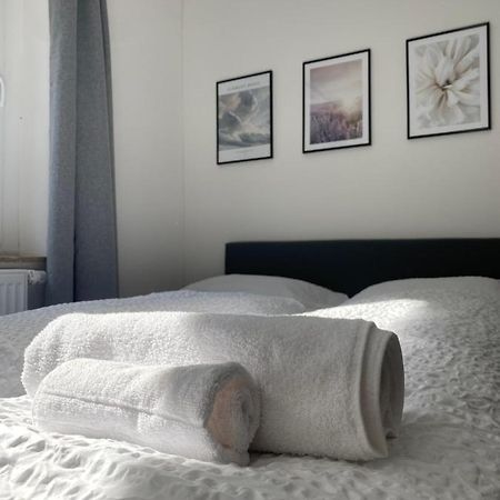 Im Zentrum, Modernes City Apartment 维尔茨堡 外观 照片